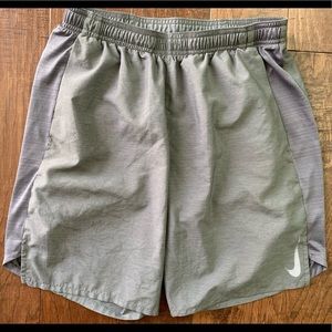 Men’s lightweight Nike shorts